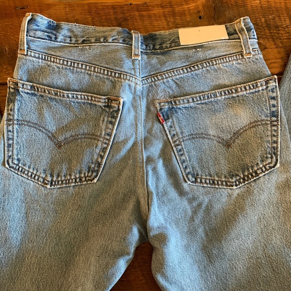 Re/done High Rise Ankle Crop Reconstructed Levi’s - Picture 3 of 12